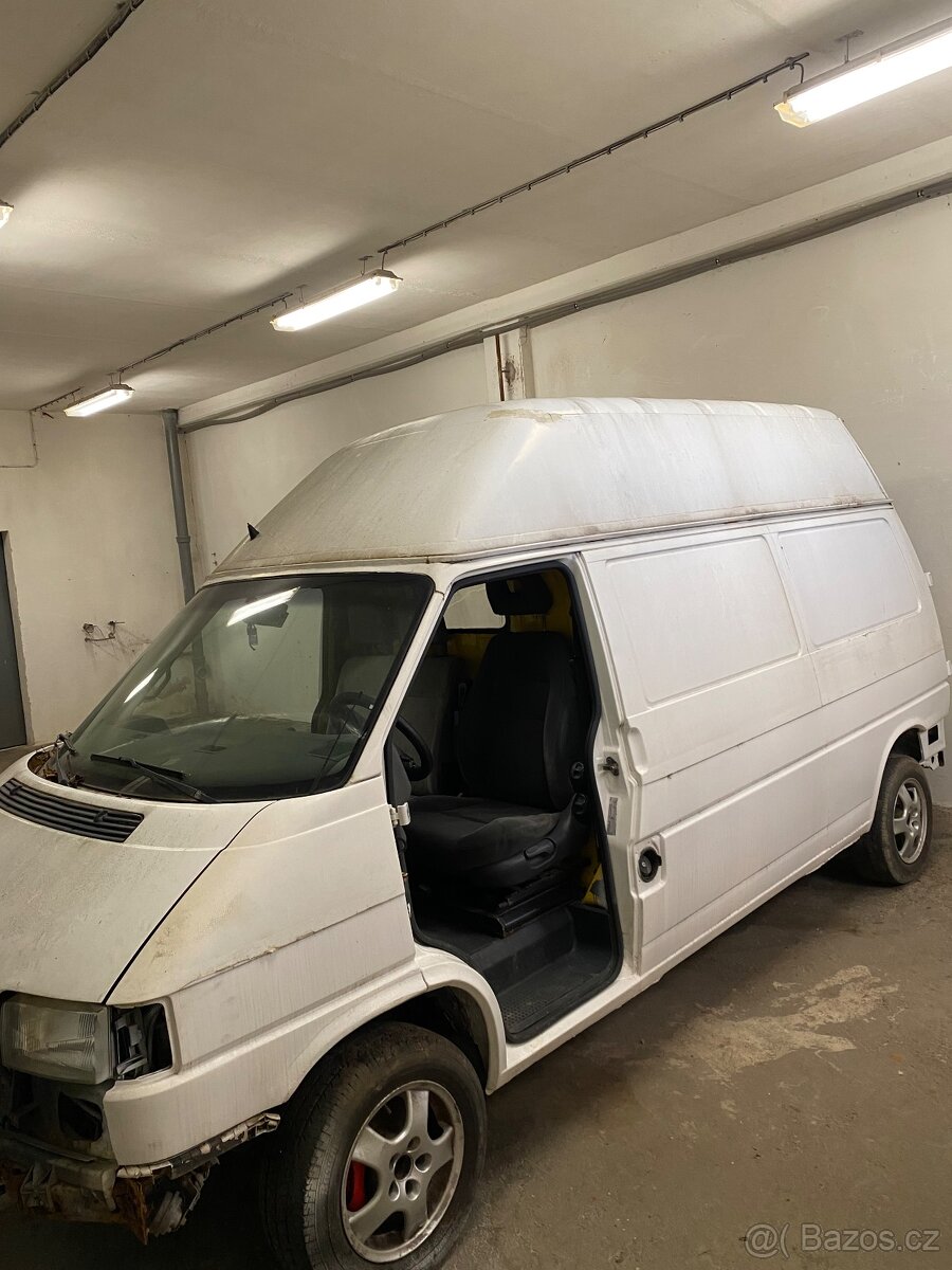 VW Transporter T4 2,5 tdi 75kw - 2