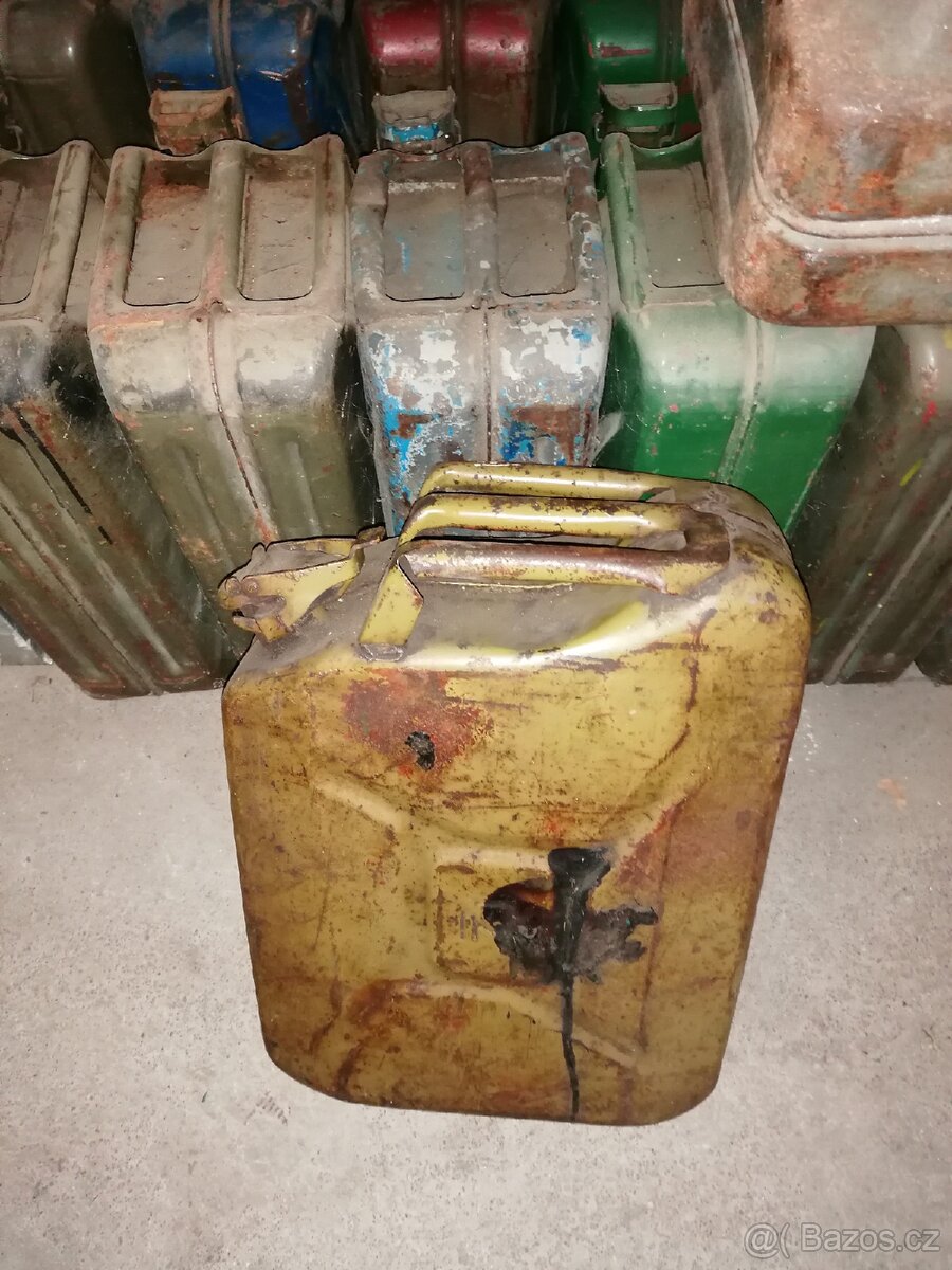 Plechový kanistr 20l - 2