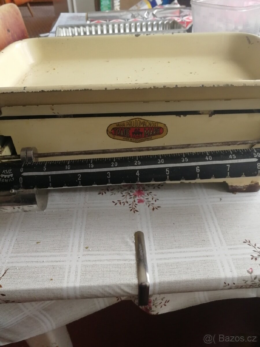 Stará kuchyňská váha - 2