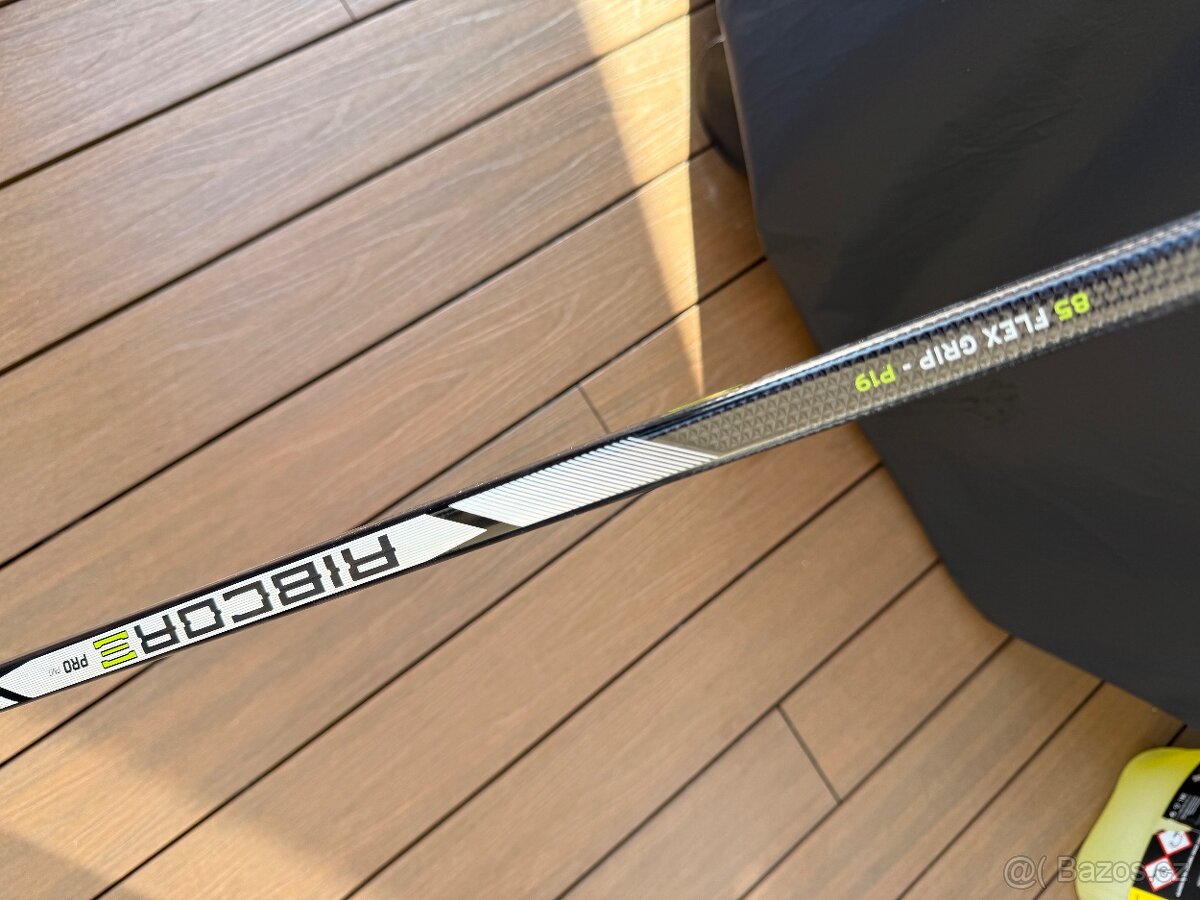 Hokejka CCM Ribcore Pro - 2