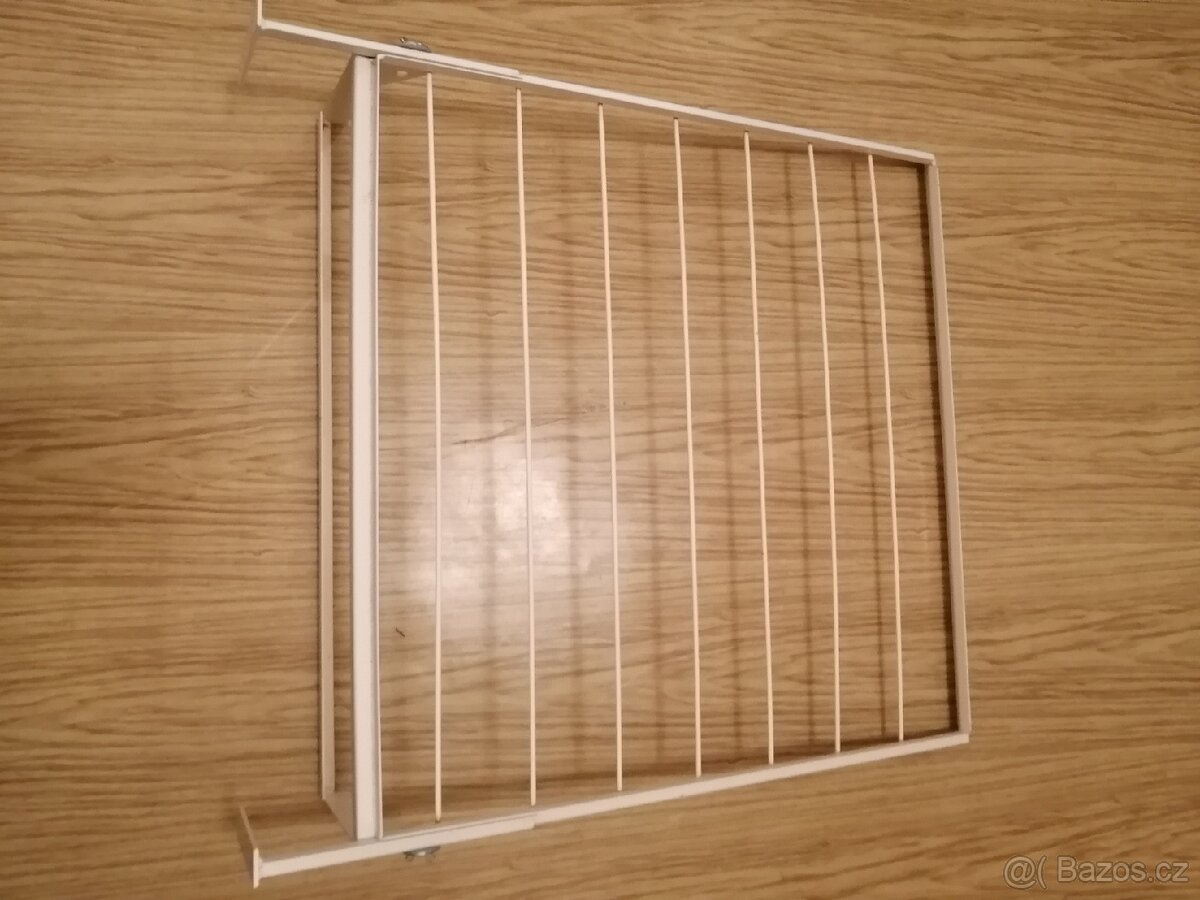 Zahradní sprcha a závěsný sušák na prádlo - 2