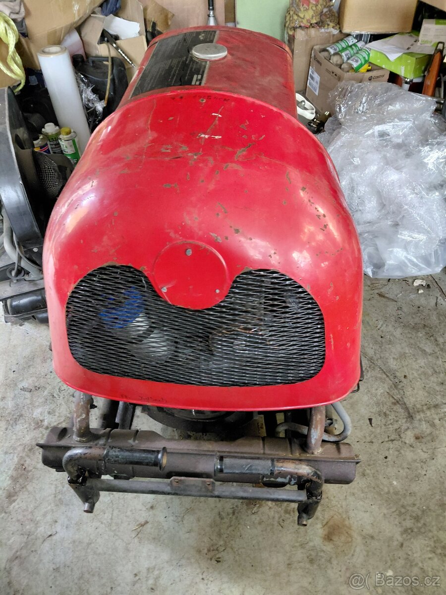 Hasičská stříkačka Magirus Rosenbauer - 2