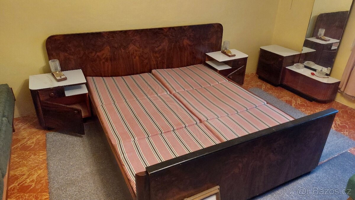 Stará retro ložnice - 2