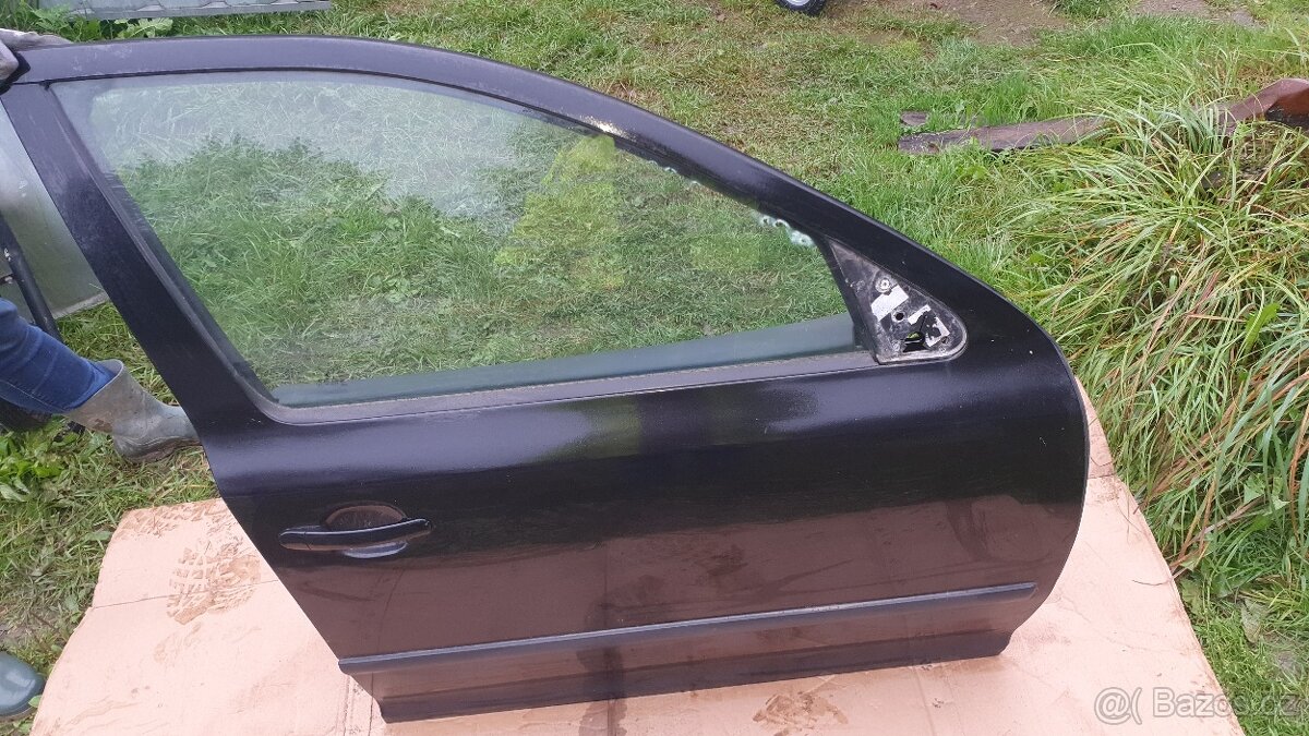 Pravé přední dvere kompletní - 2