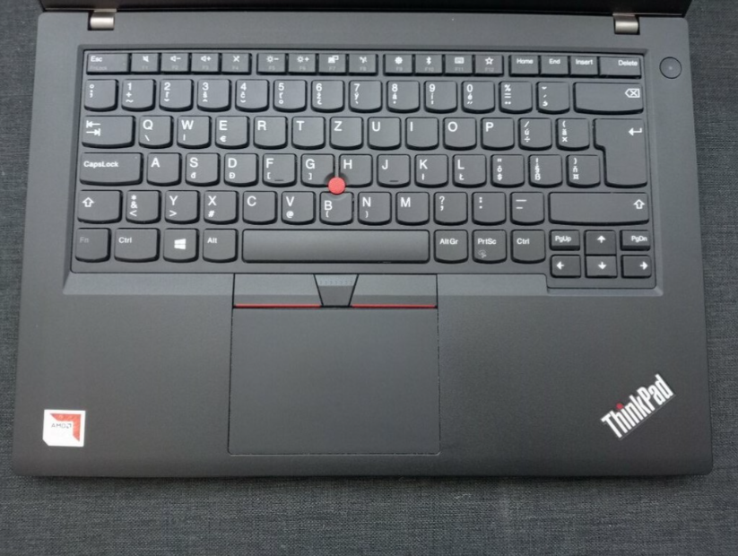 Lenovo ThinkPad A475 | Windows 11 Home - 2