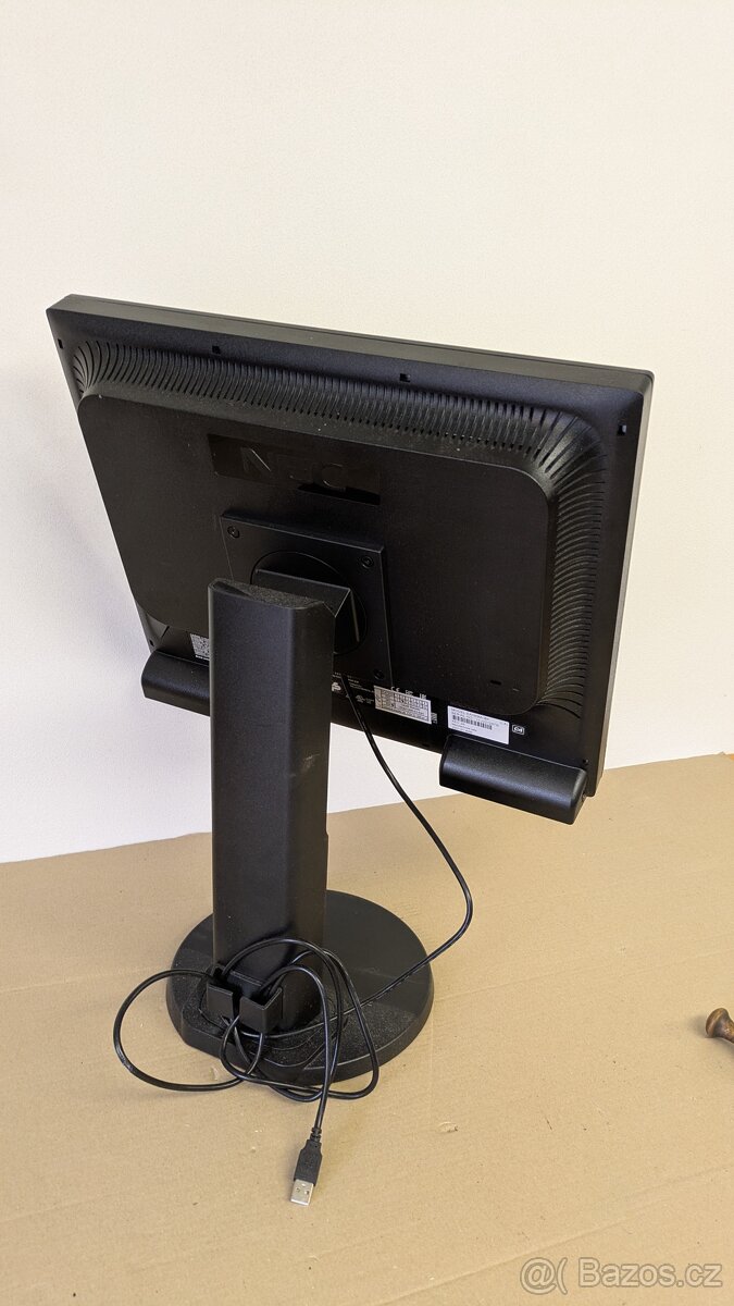 Monitor NEC EA193Mi - dotekový monitor - 2