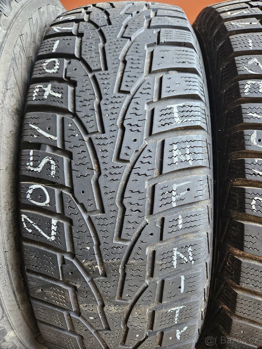 Zimní pneu 205/70R15 Suzuki Jimny - 2