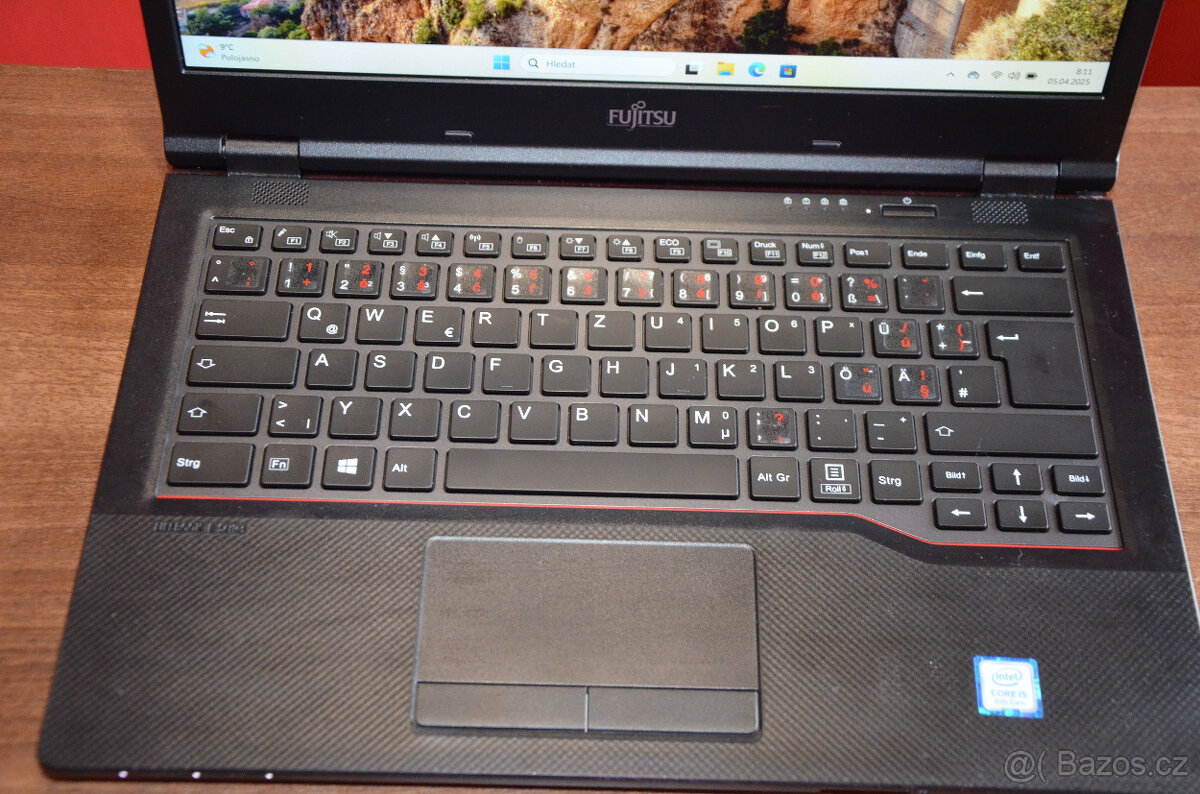 Fujitsu Lifebook E549 i5/16GB/SSD 256GB/záruka - 2