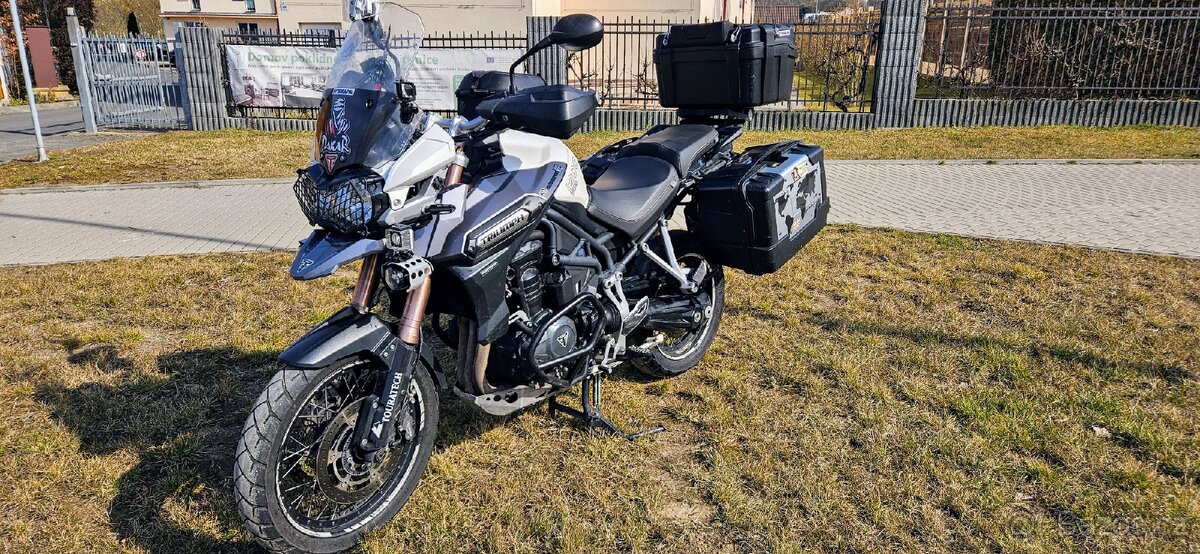 Triumph Tiger 1200 Explorer XC - 2