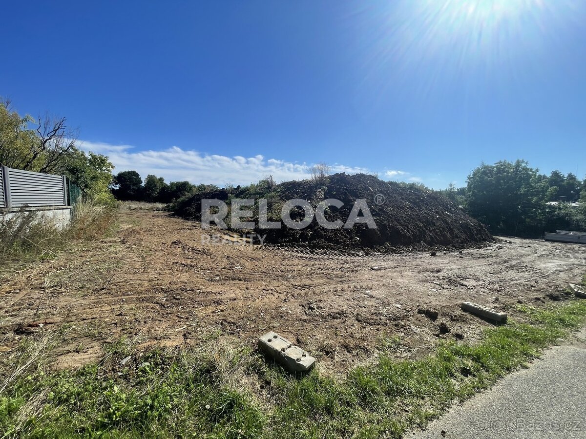 Stavební pozemek, 850m2, ing. sítě, cesta, Jesenice, Osnice. - 2