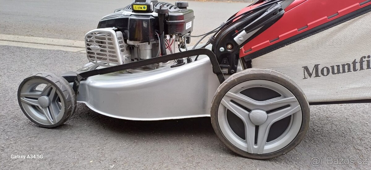 Sekačka na trávu SP535 BW EL 4S - 2