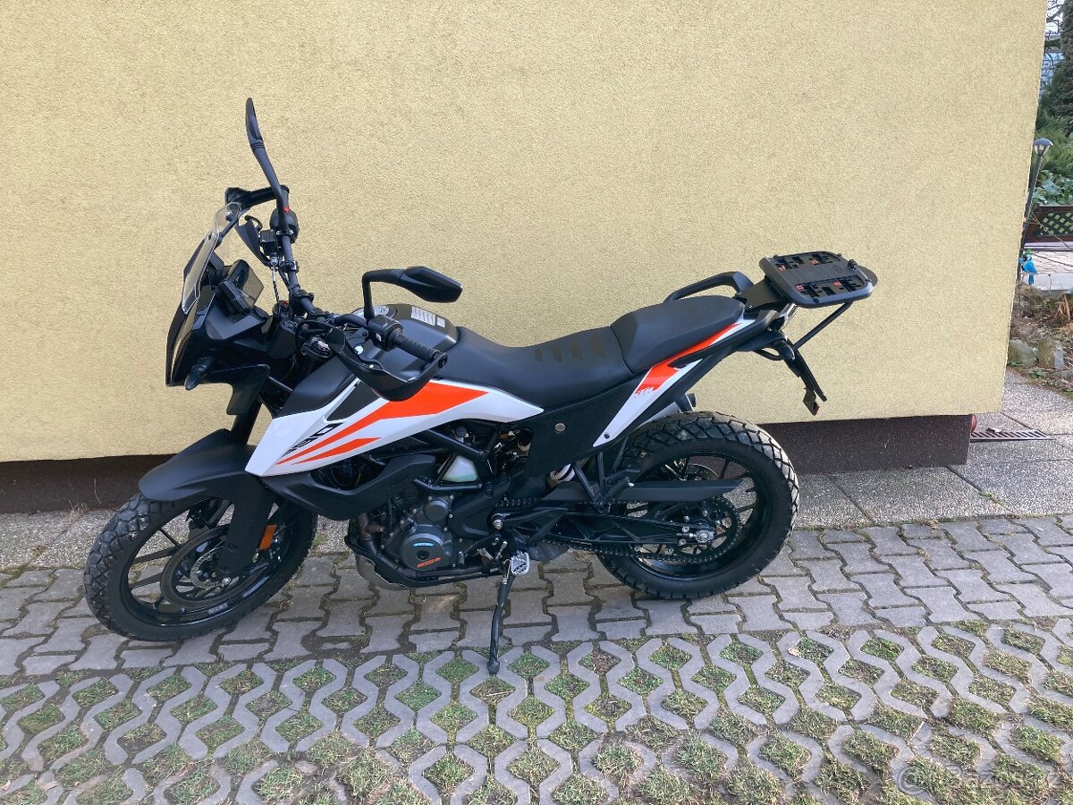 KTM 390 Adventure - pouze 3500 km - 2
