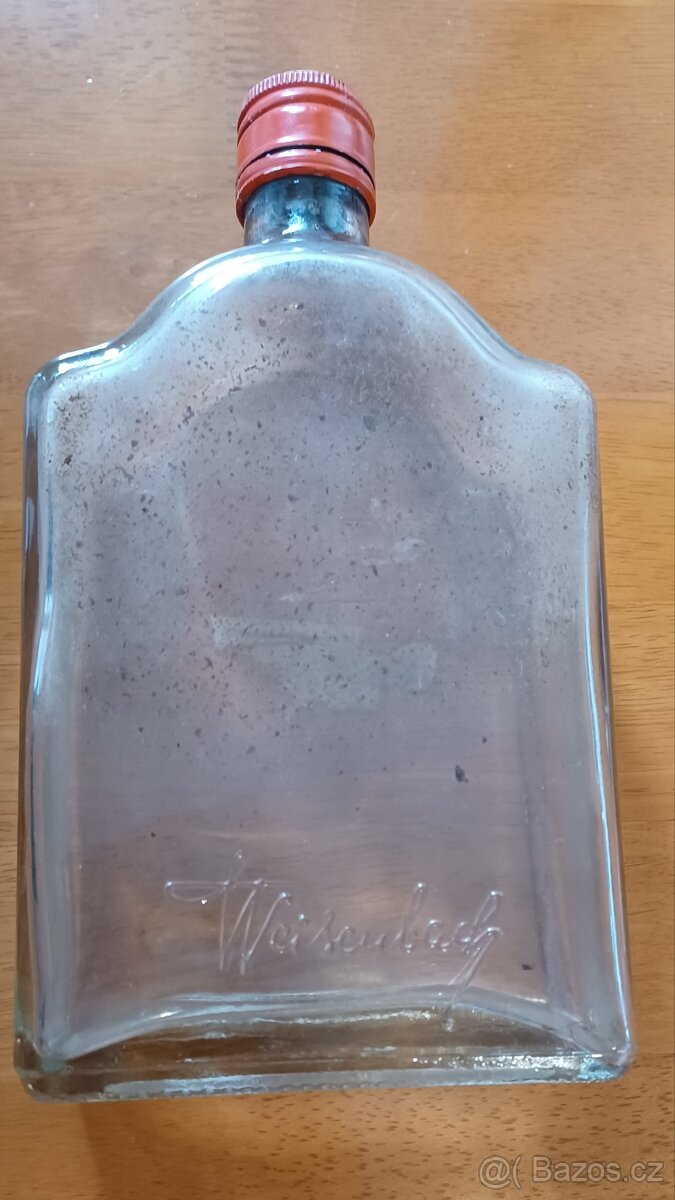 Skleněná stará láhev - 2