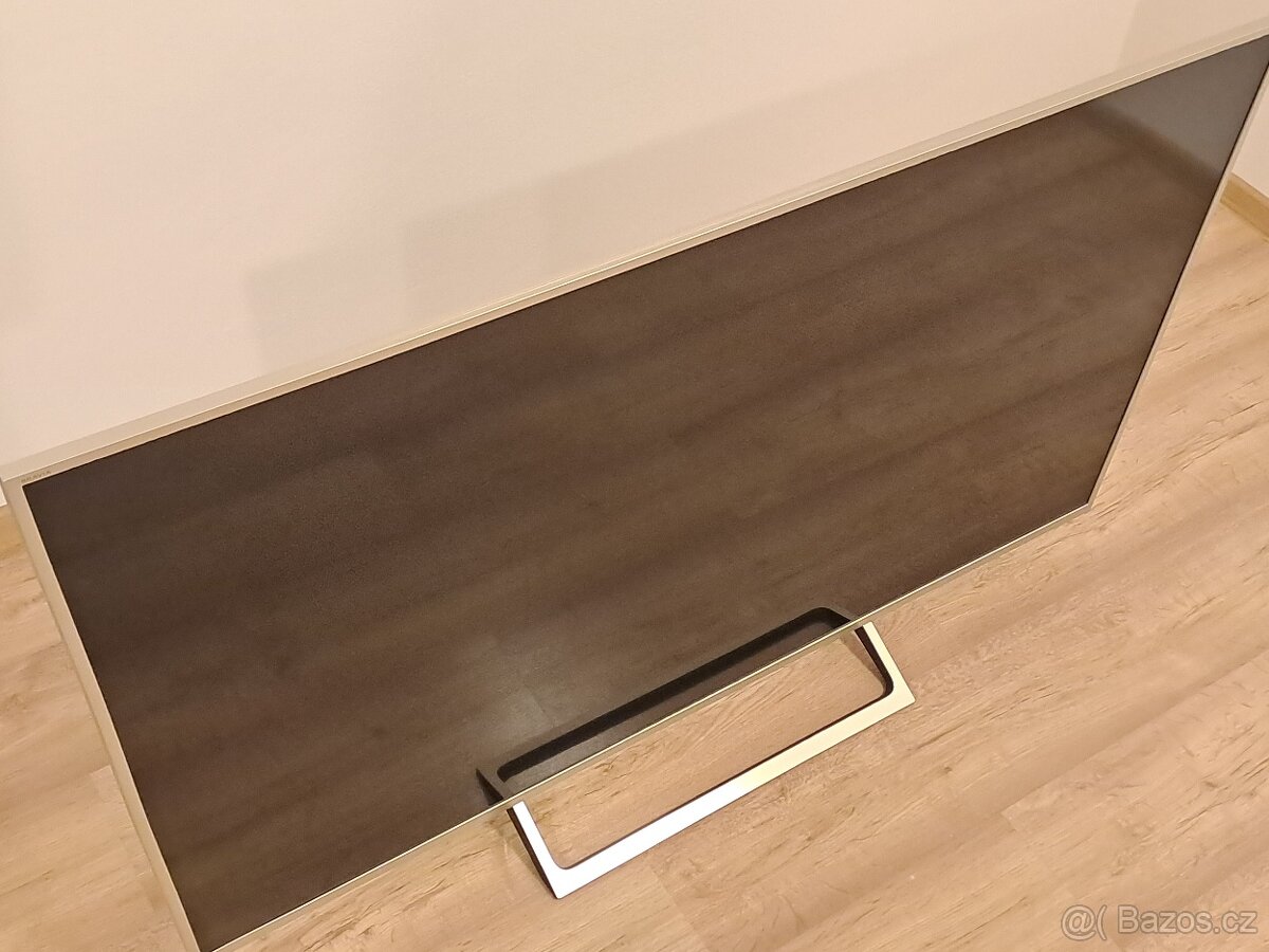 Sony KD-55XE7077 - TOP stav - 2