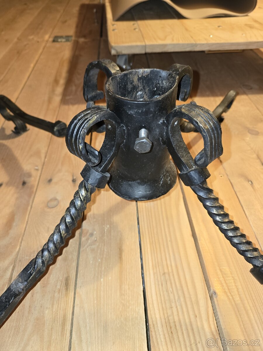 Stojan na vánoční stromek - 2