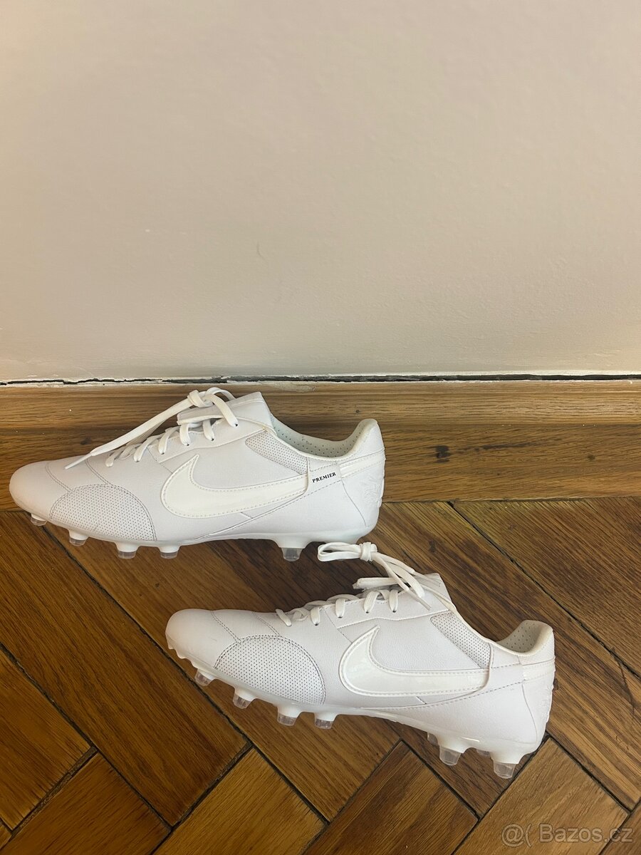 Kopačky Nike Premier III - 2