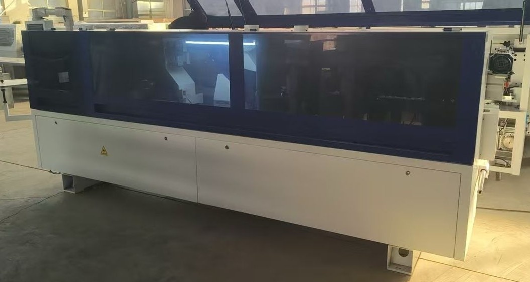 Olepovačka ABS hran - 2