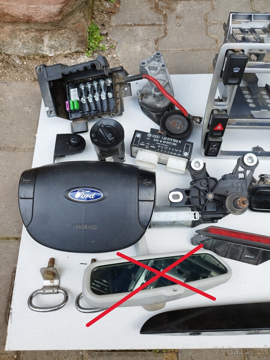 P: ND na Ford Galaxy 2001 1.9 TDI - 2