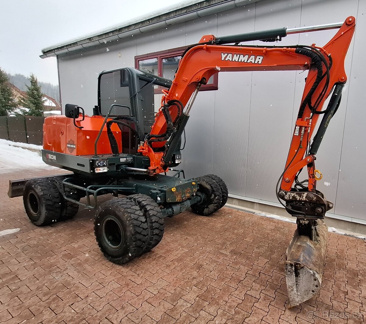 Prodám kolový bagr Yanmar B50W - 2