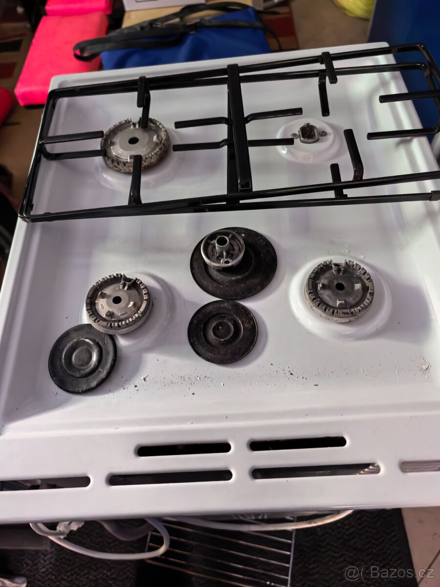 Plynový sporák - 2
