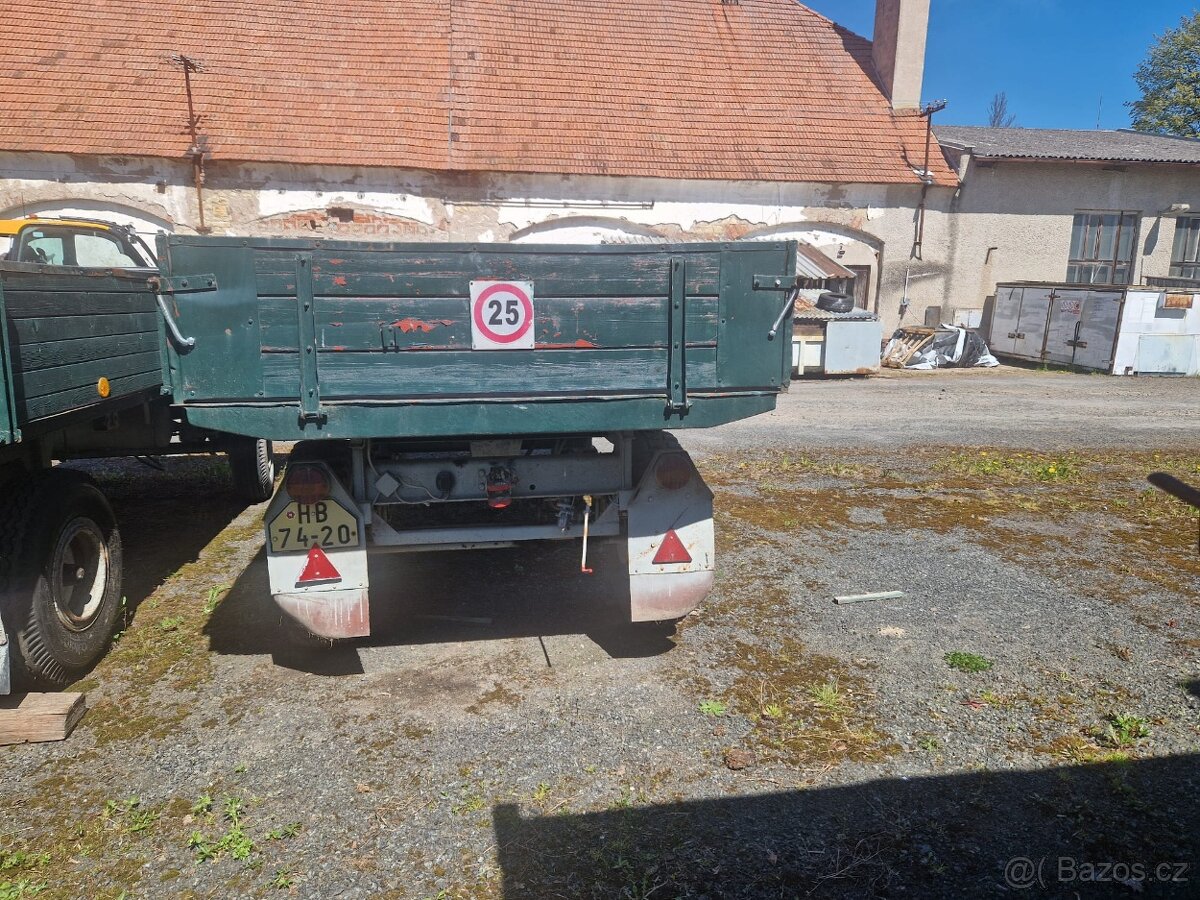 traktorový valníkový přívěs P 53 S - 2