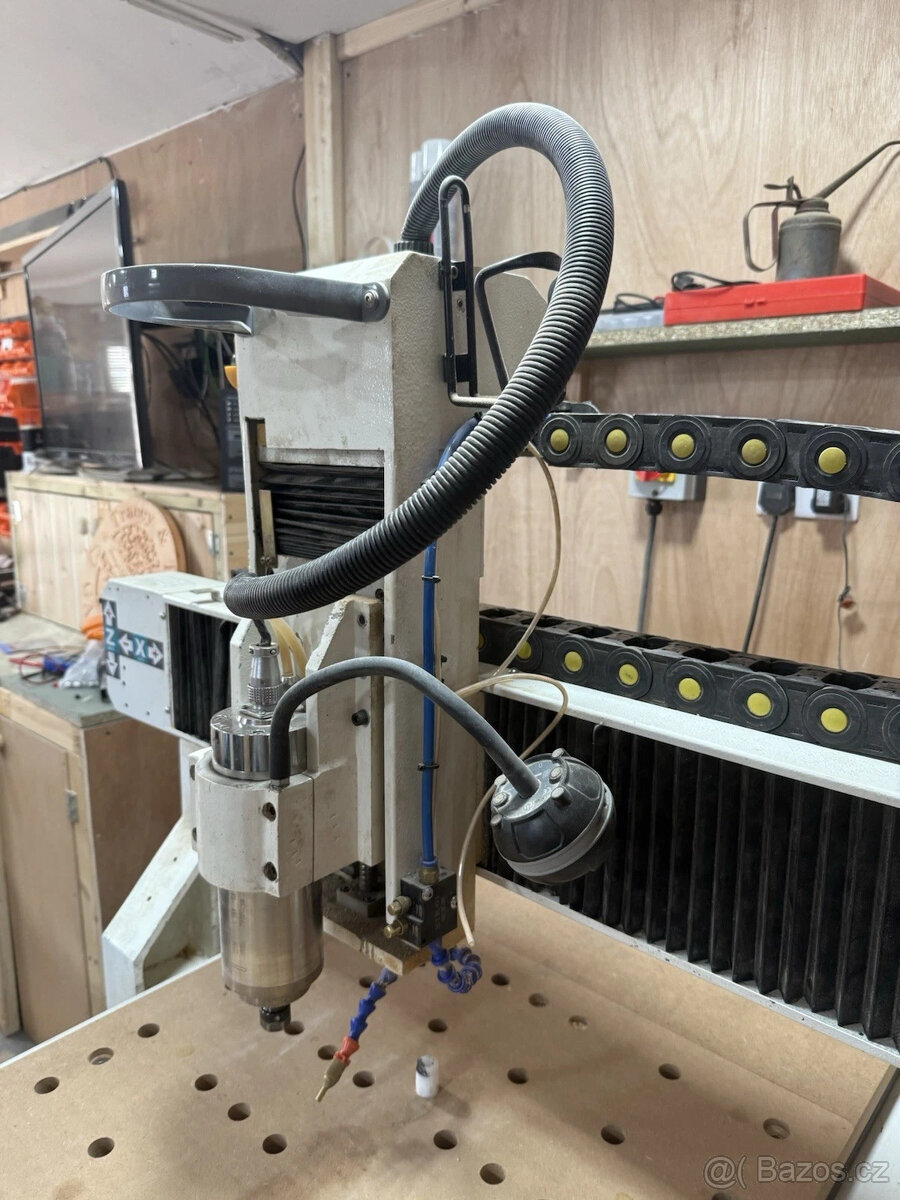 CNC frézka 60x90 - 2