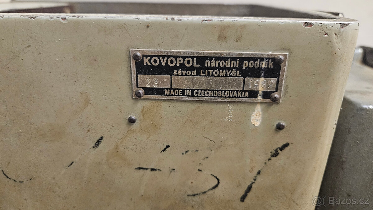 Drtička plastů / nožový mlýnek - 2