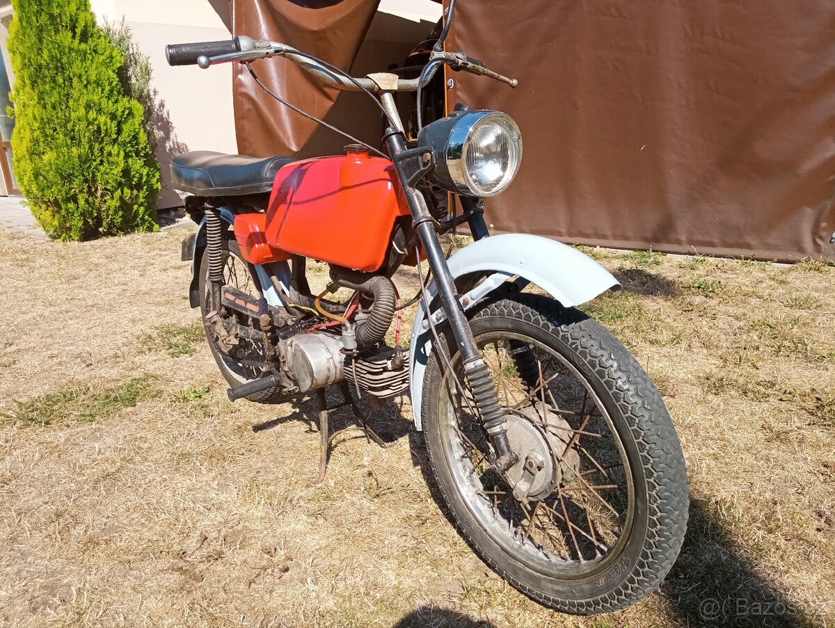 Jawa 23 mustang - 2