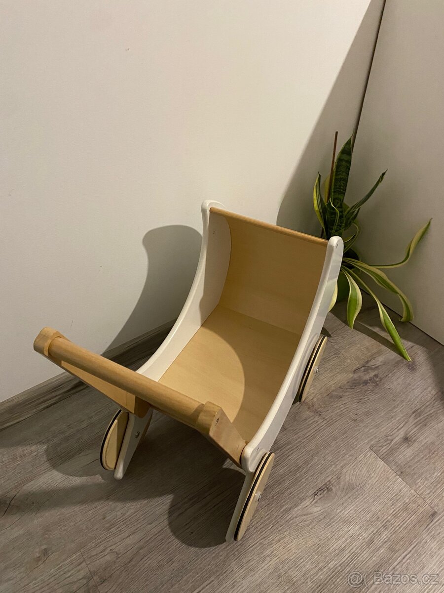 Kočárek na hraní - 2