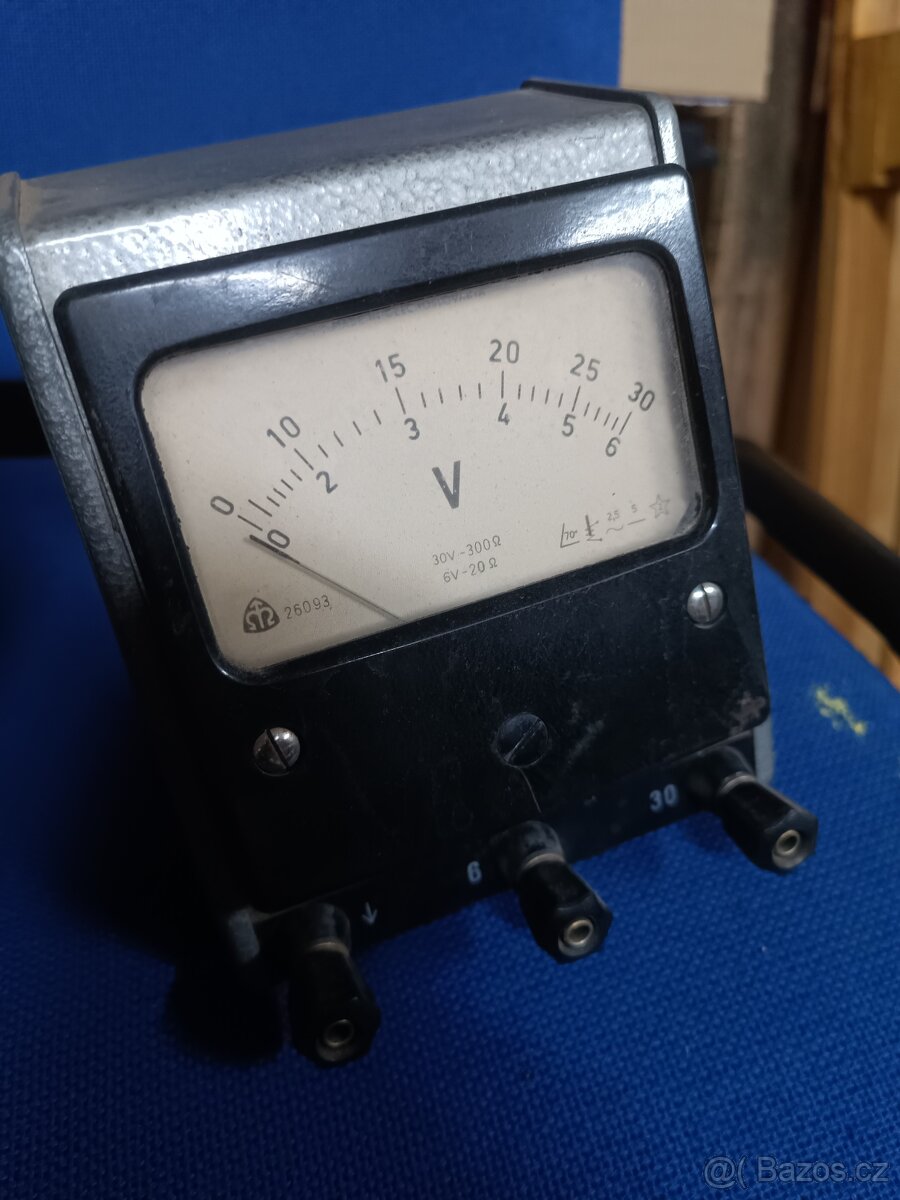 Staré měřící přístroje - 2