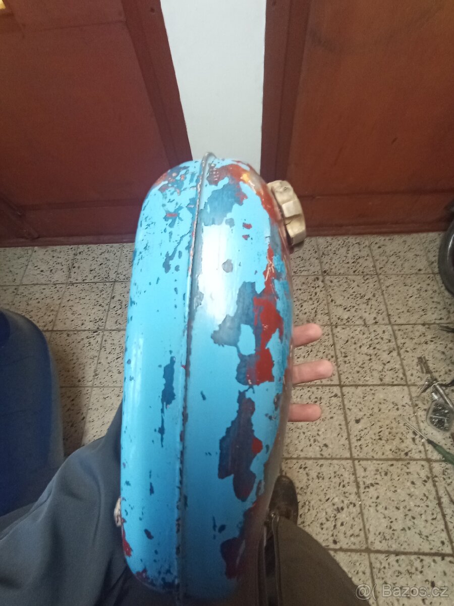 Nádrž stadion s11 - 2