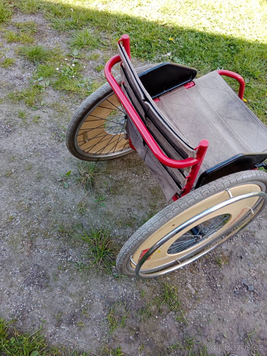 Invalidní vozík sportovní - 2