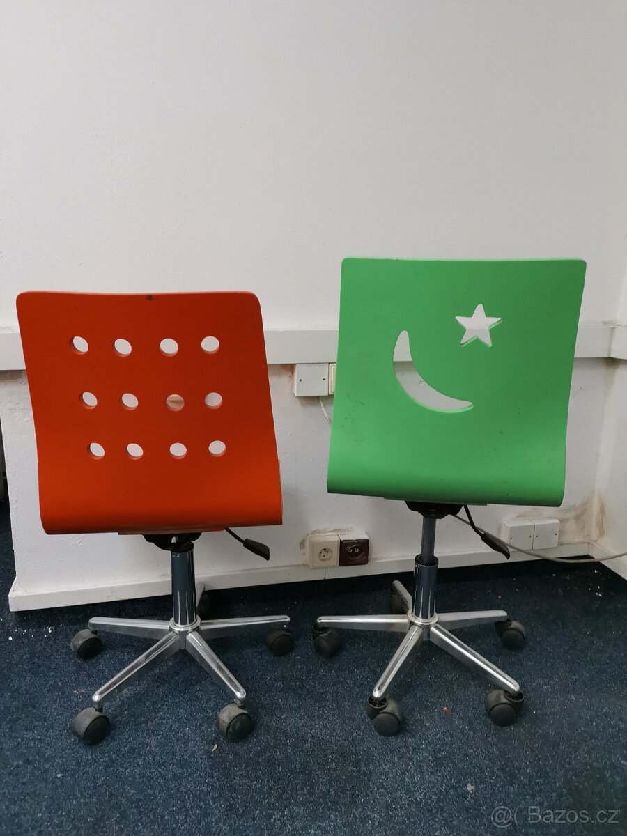 Židle s kolečky - 2