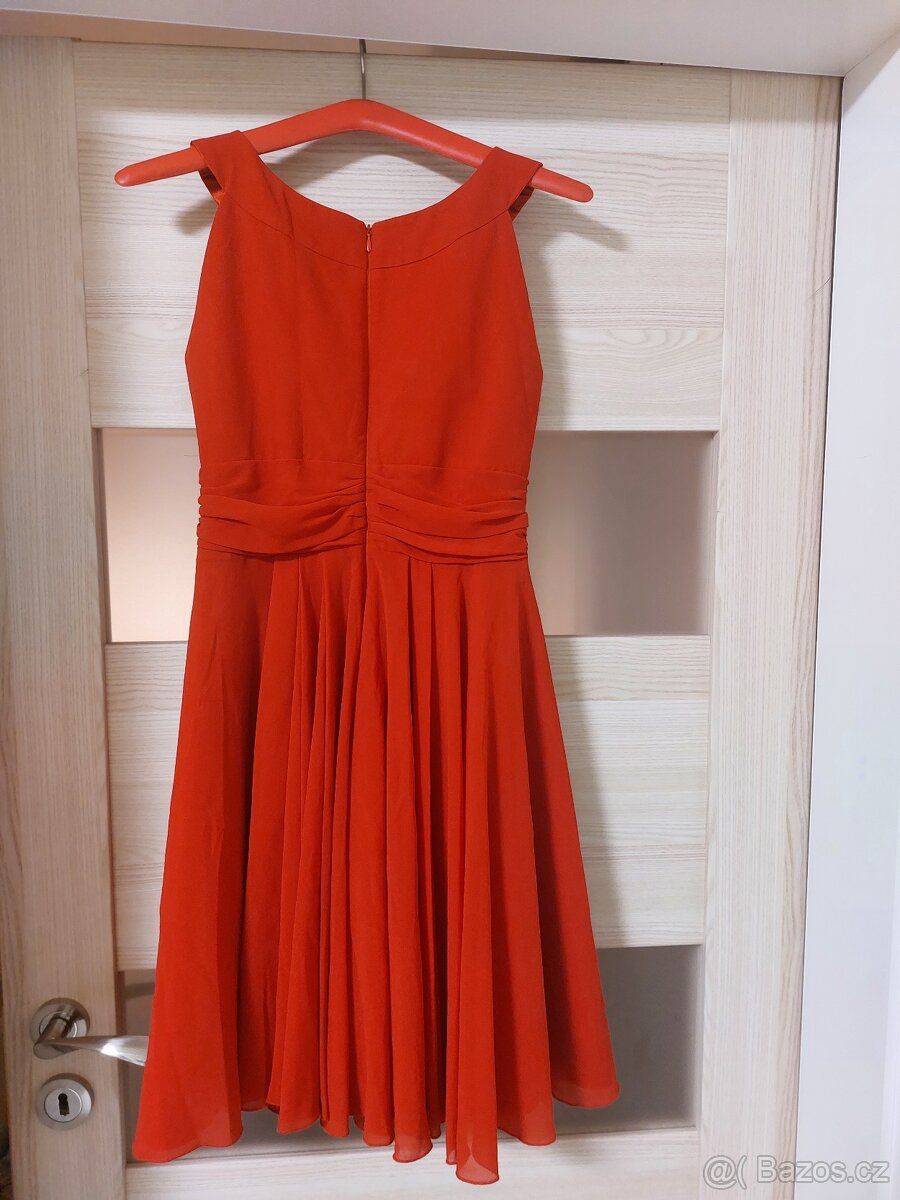 Nové šaty EL (Eva Hotáková), vel. 36 - 2