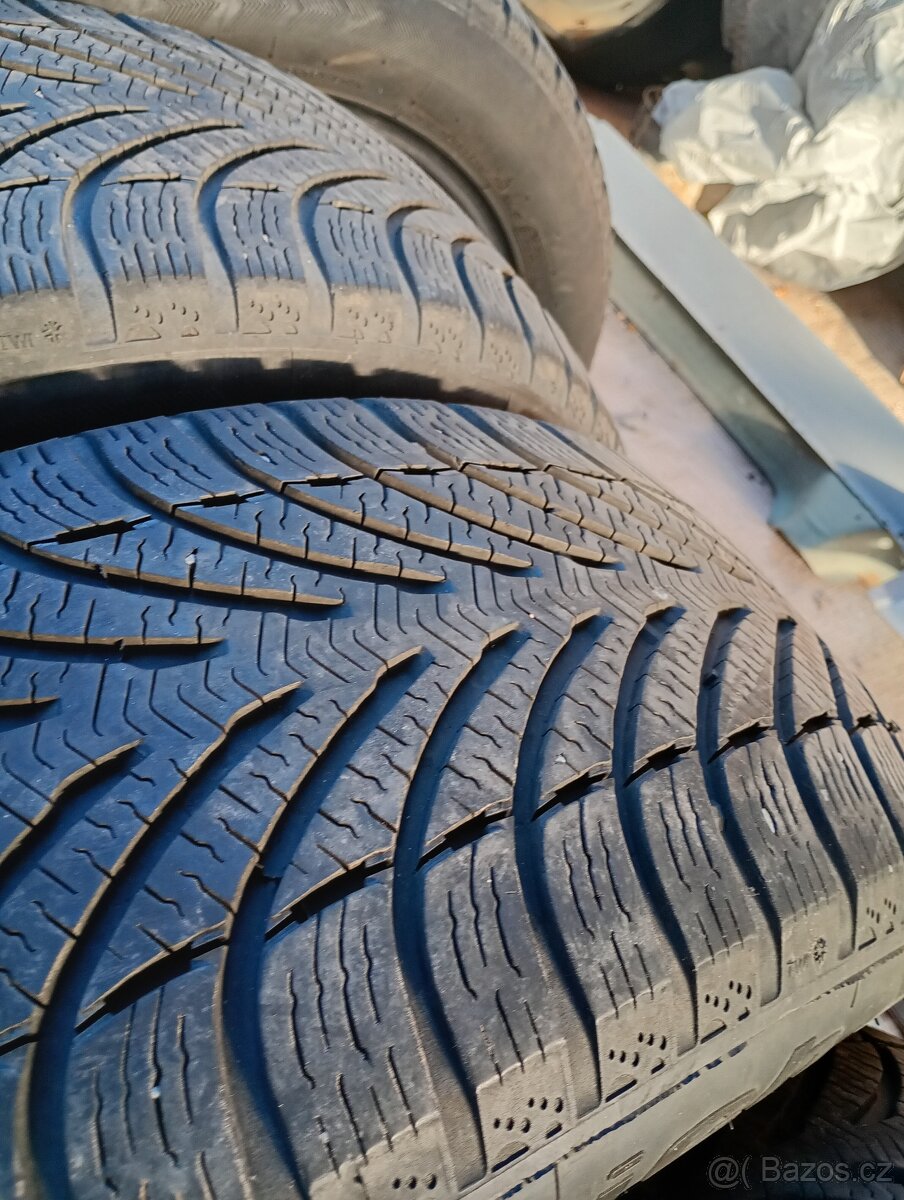 Pneu 215/50 r17 - 2