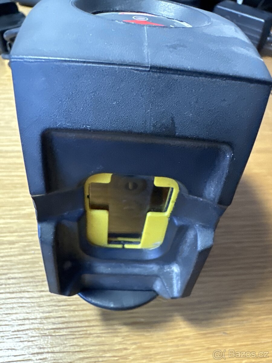 Laser stanley CLL - držák - 2