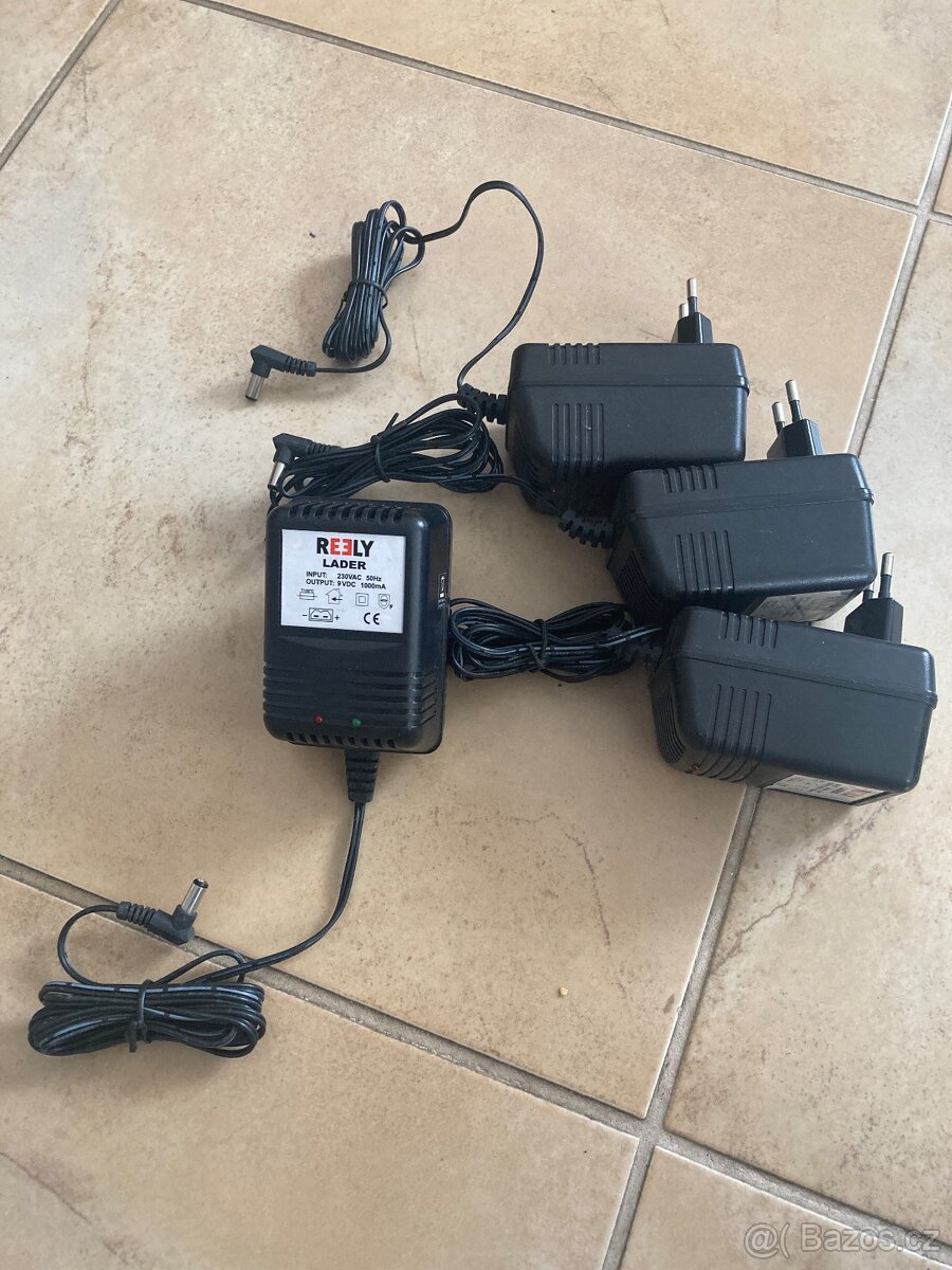 Síťový adaptér - 2