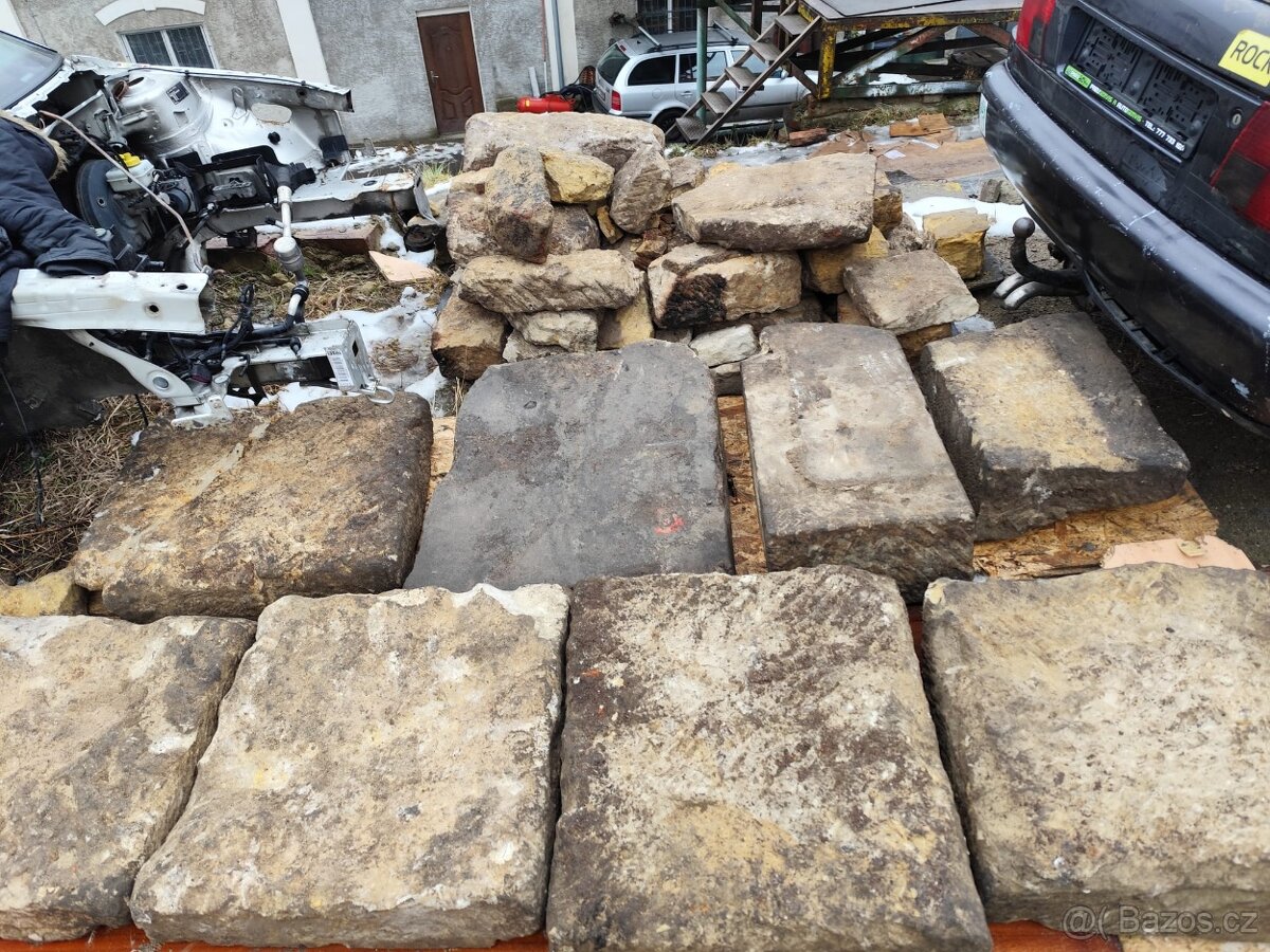 Pískovcová dlažba - 2