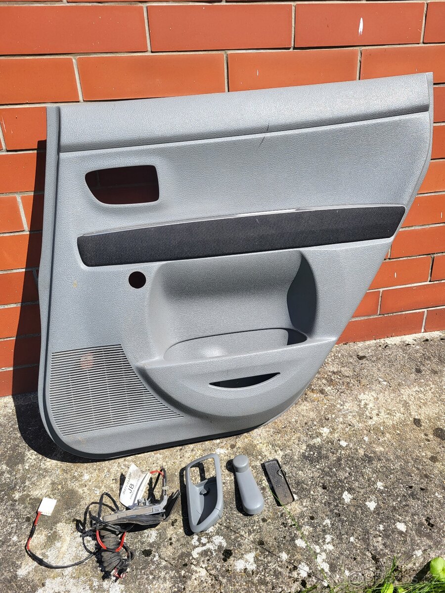 Mazda 2 DY 2003- díly z PZ dveří - 2