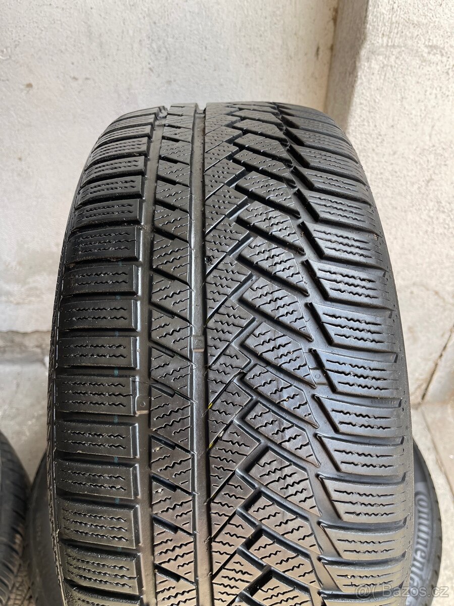 Zimní pneum 235/45/18 Continental WinterContact - 2