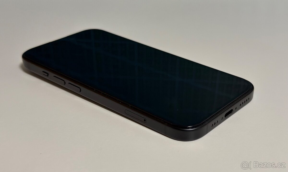 iPhone 15 128GB černý CZ distribuce - 2