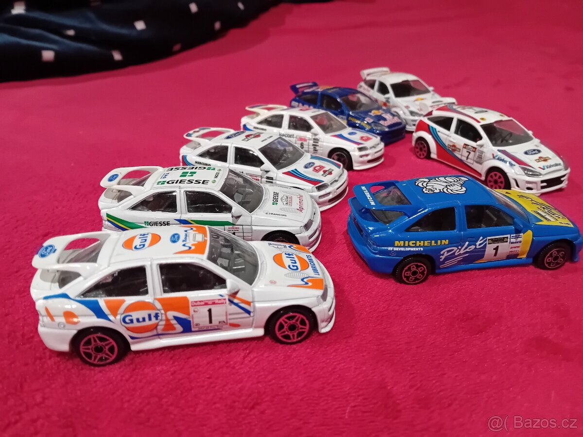 Modely Ford Burago - 2