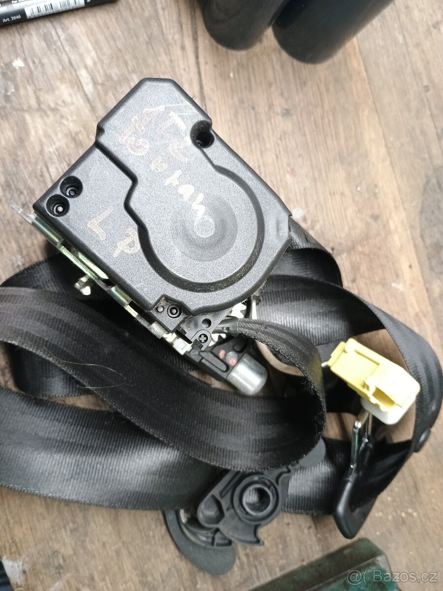 VW Touran 1T2 - ND z interiéru - 2