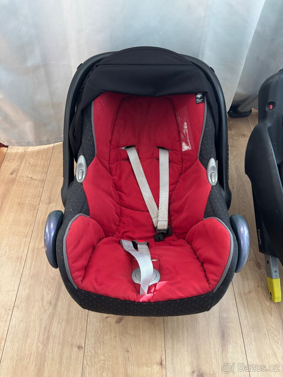 Autosedačka Maxi Cosi + Isofix základna - 2