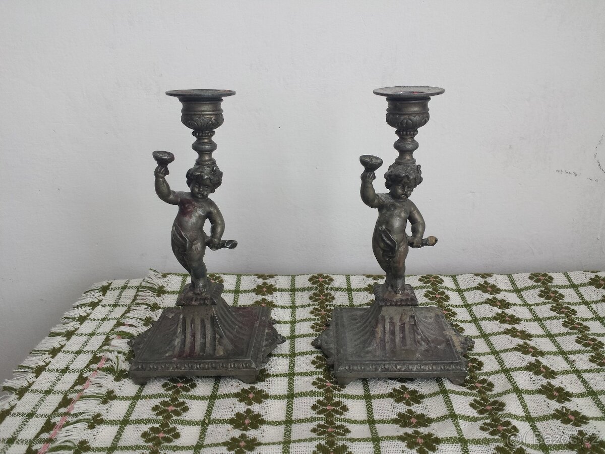 Párové starožitné svícny - 2