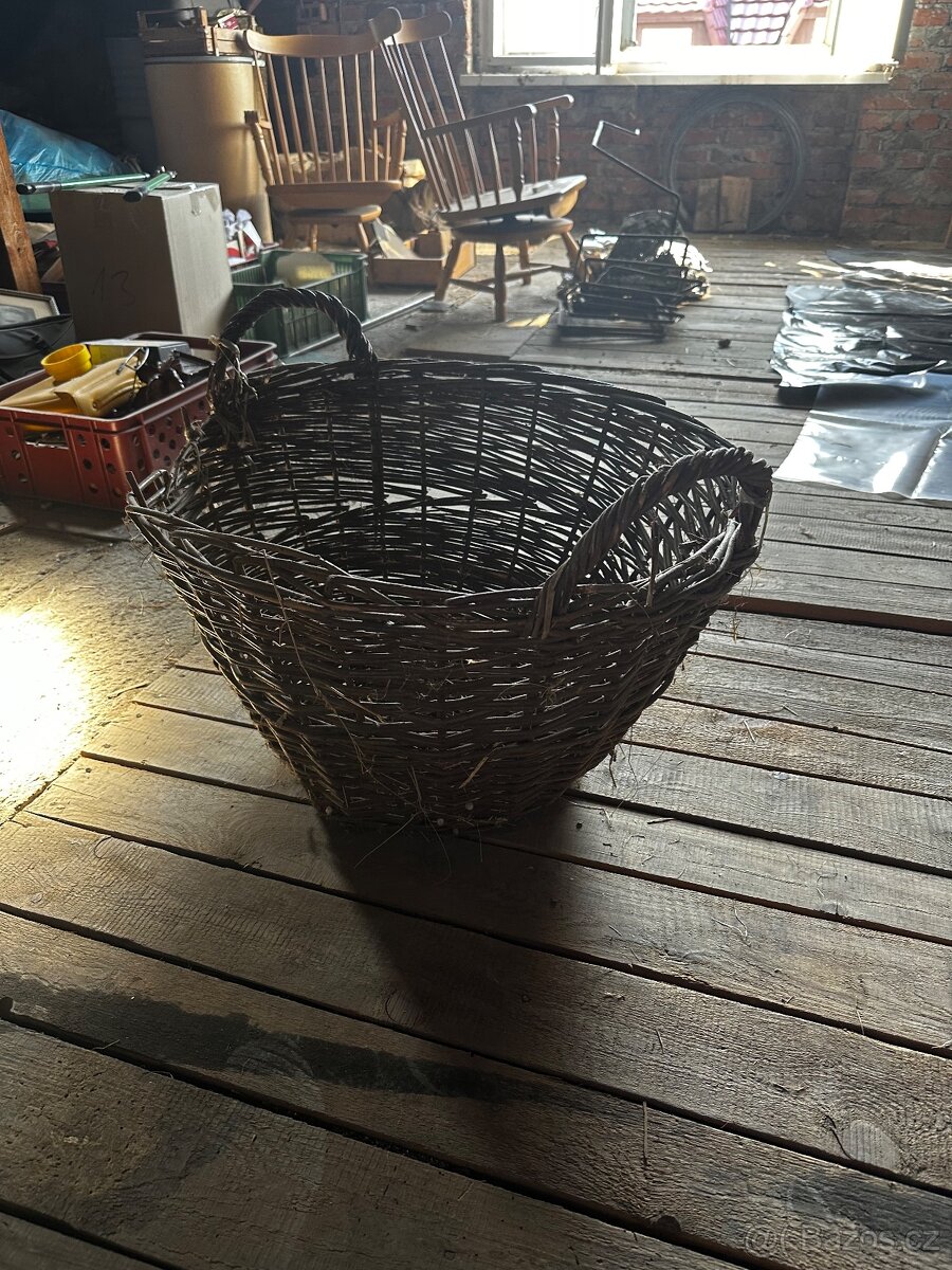 Proutěný koš - 2