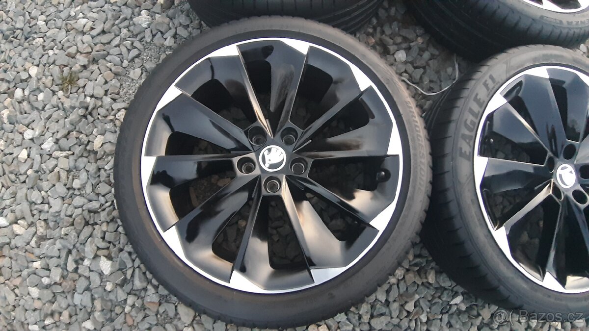 Supernova R19 Škoda Superb VW Passat - 2