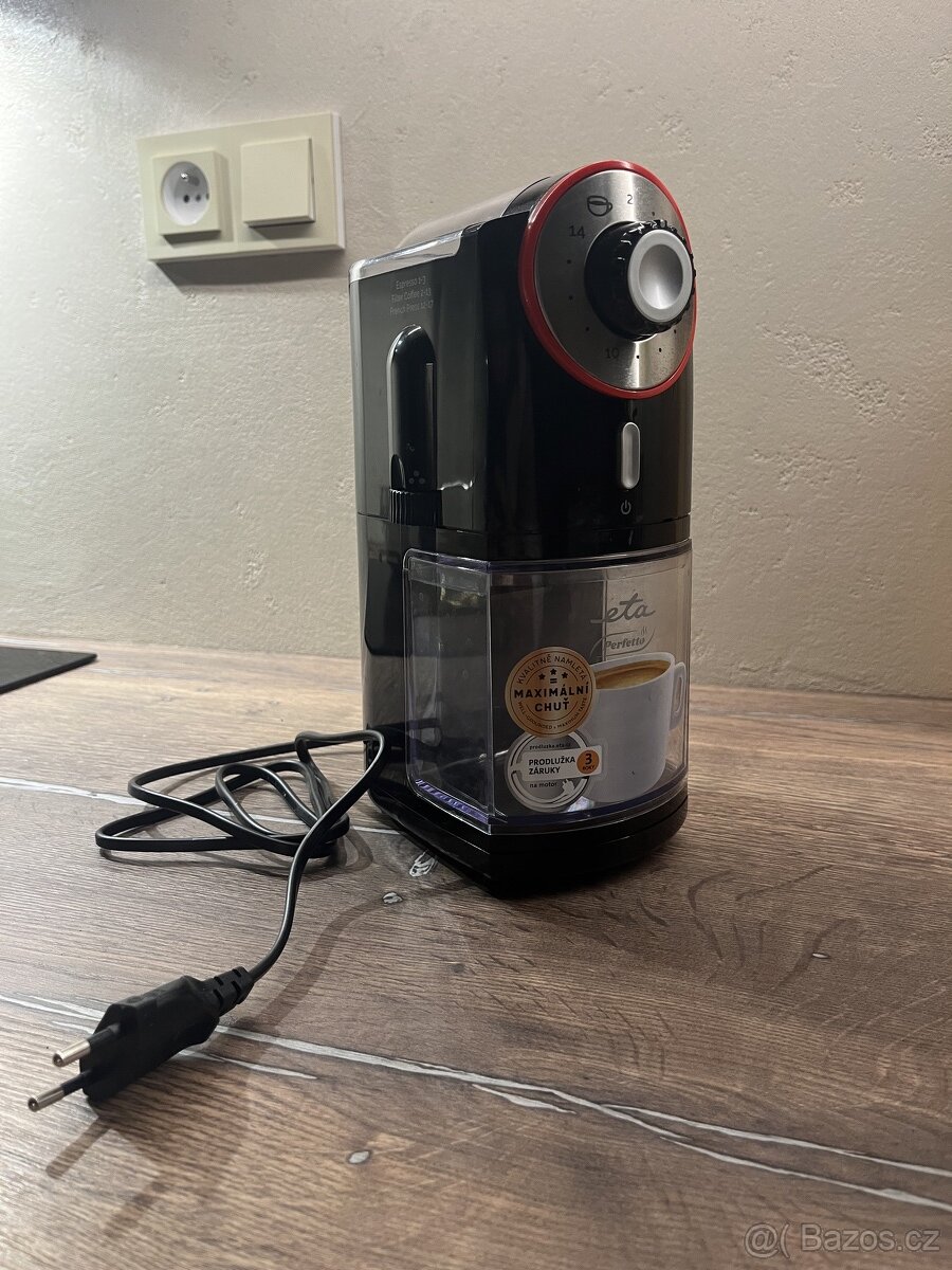 Kávomlýnek ETA Perfetto 0068 90000 černý - 2