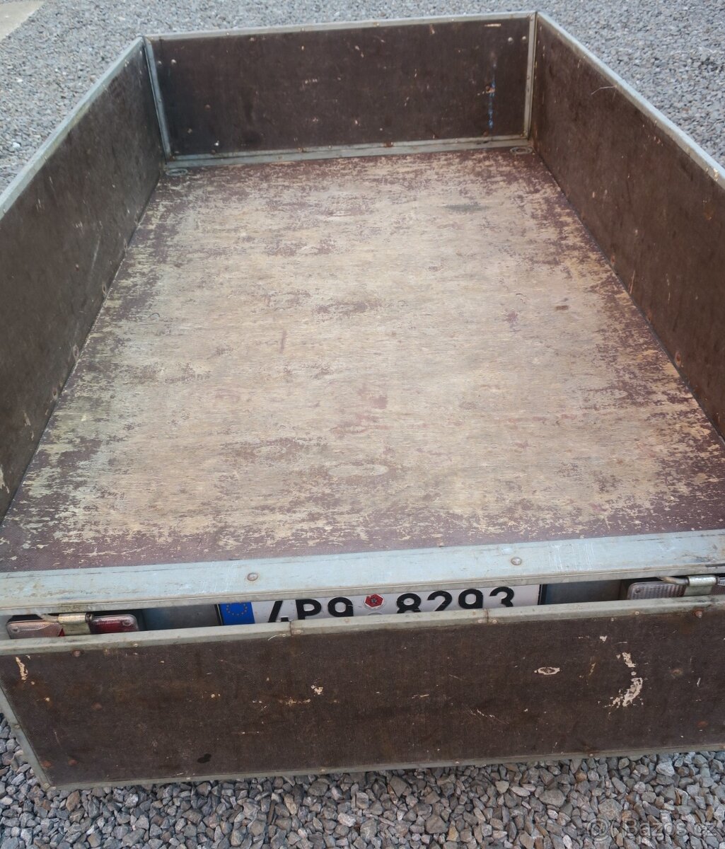 Prodám přívěsný vozík s plachtou - 2