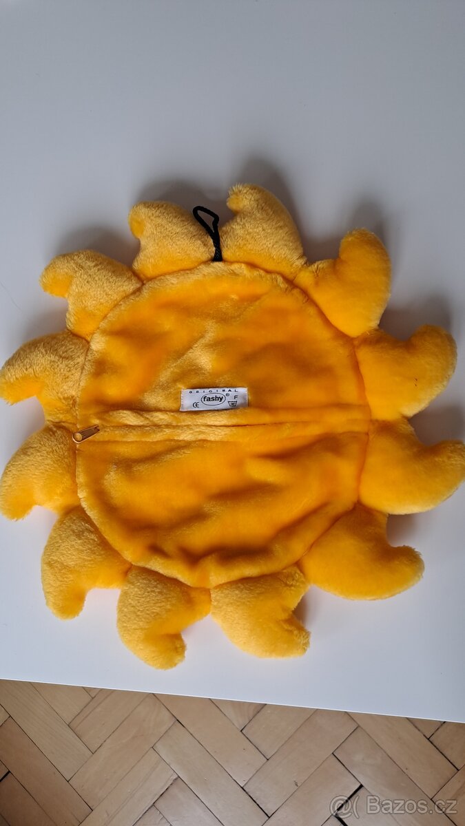 Plyšové sluníčko i k zavěšení. - 2